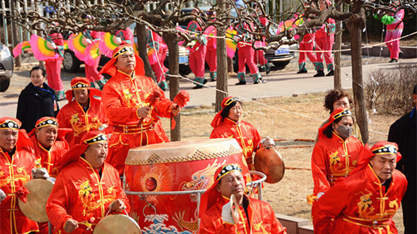 风云体育（中国）有限公司与驻地镇村联合庆祝元宵佳节